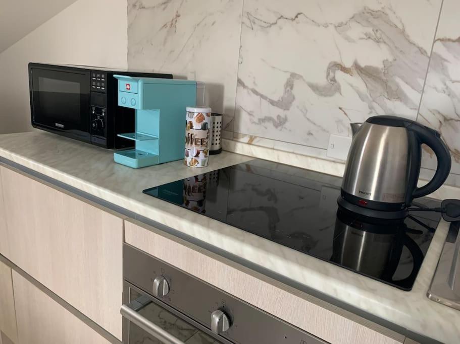 Carolas Luxury House Fiumicino Esterno foto