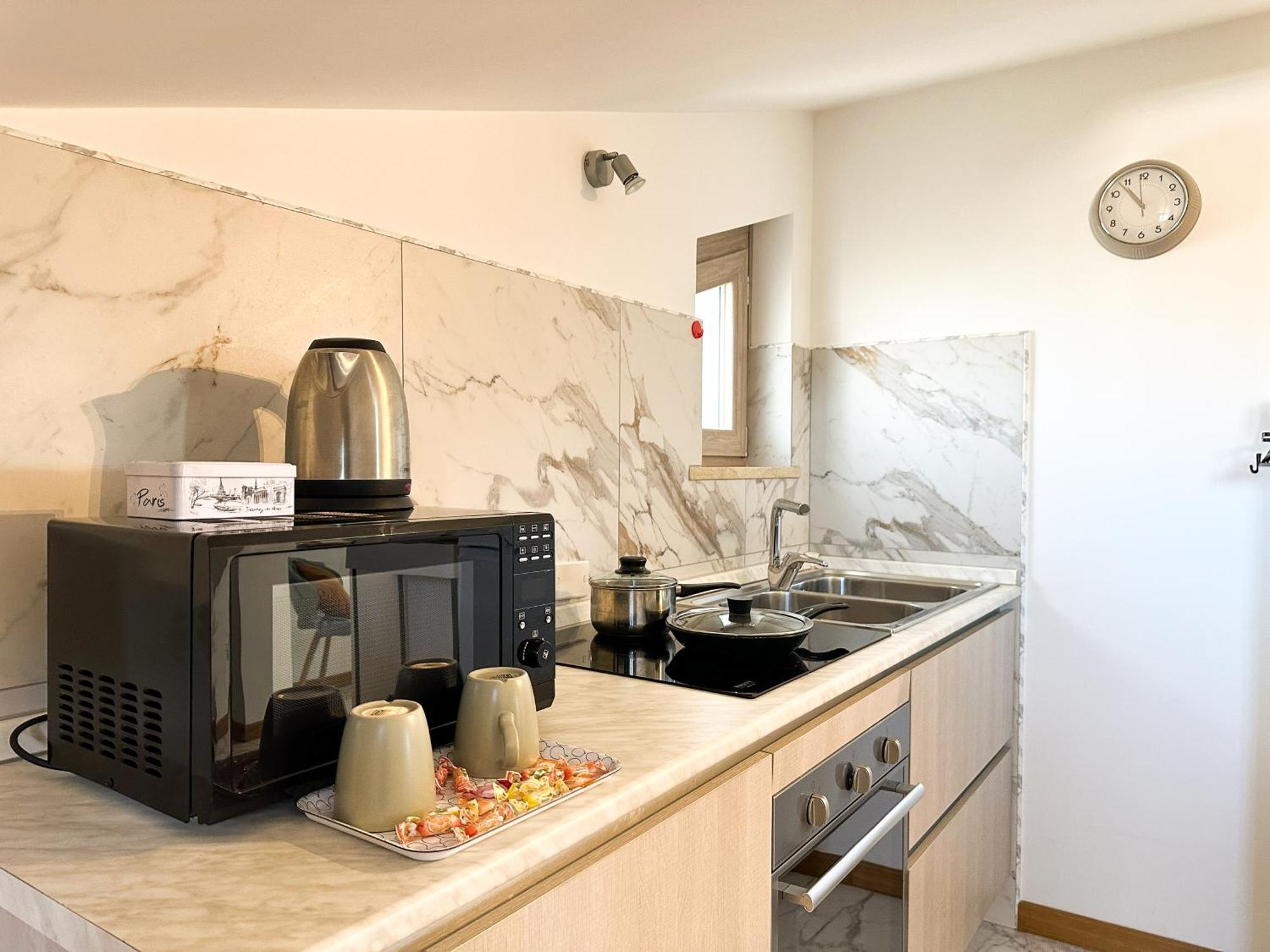 Carolas Luxury House Fiumicino Esterno foto