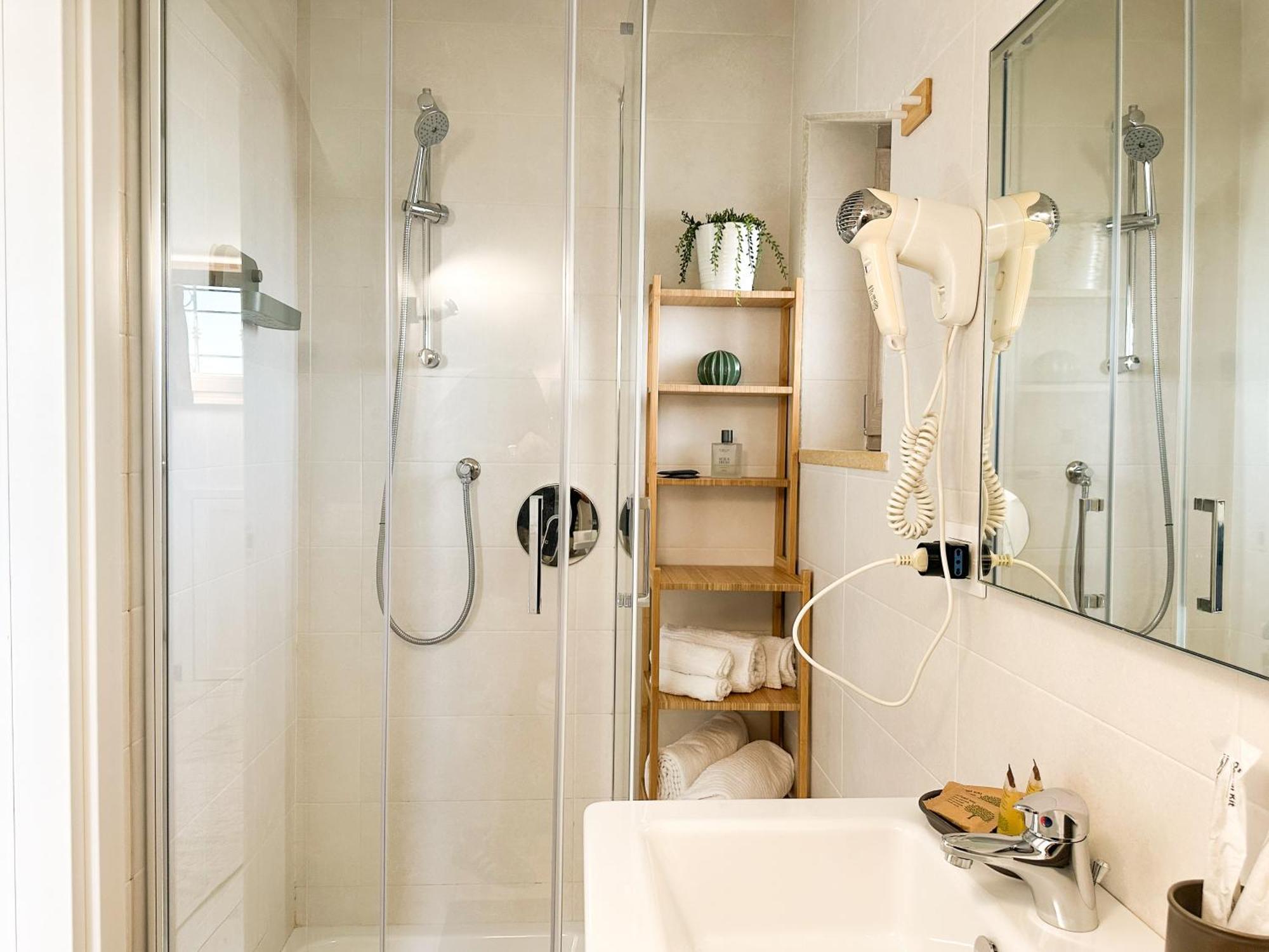 Carolas Luxury House Fiumicino Esterno foto